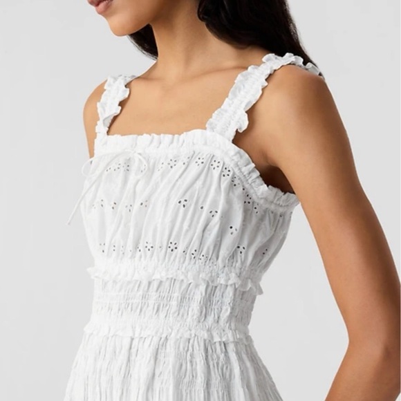 Doen Dresses & Skirts - Doen x Gap White Eyelet Smocked midi Sundress XS new with tags